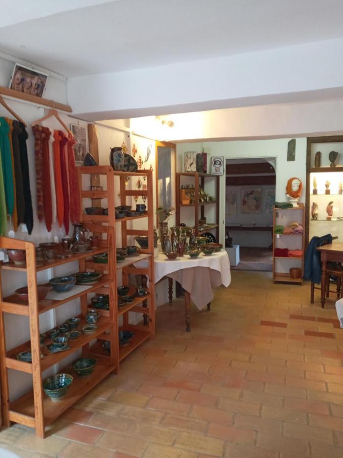 Appartement Chez L'Artiste Минерв Екстериор снимка